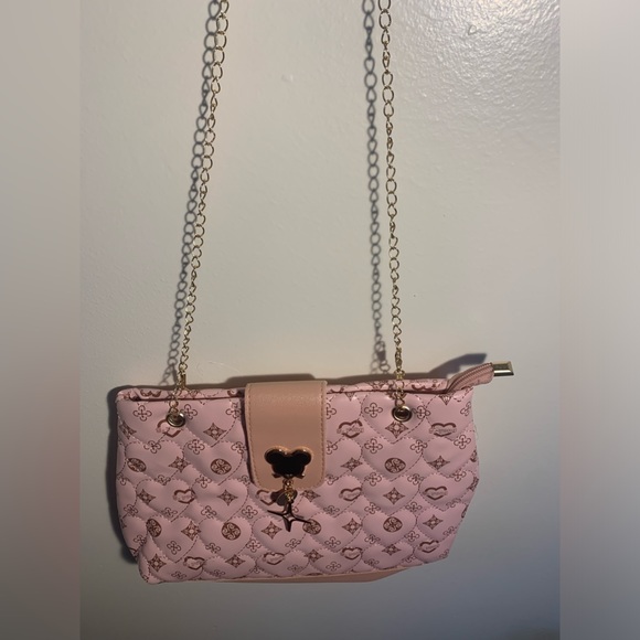 Handbags - Stylish, cute and whimsical purse. Great for trips to the theme park!